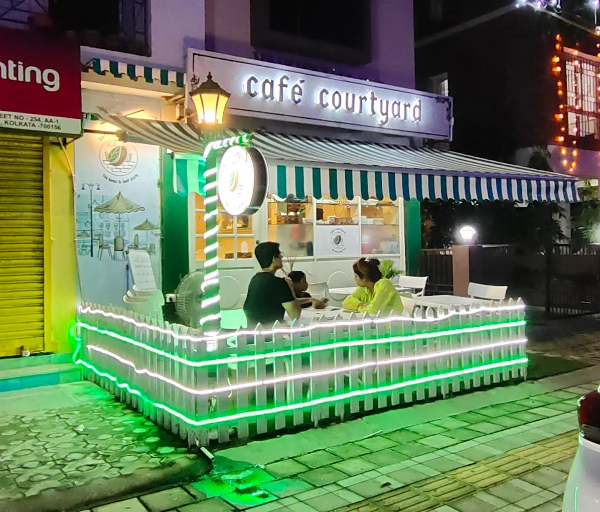 Café Courtyard