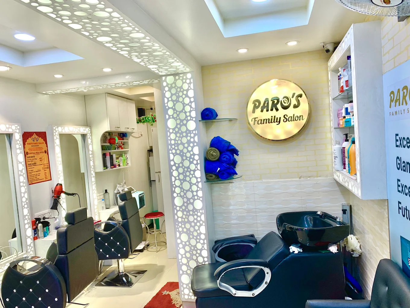 Paro’s Family Salon – Unisex beauty salon in Dumdum, Kolkata