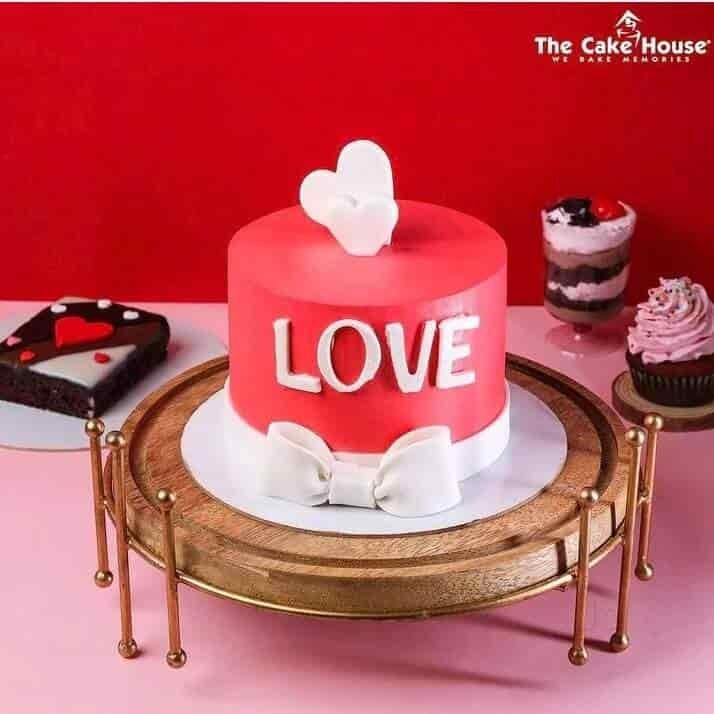 The Cake Housee