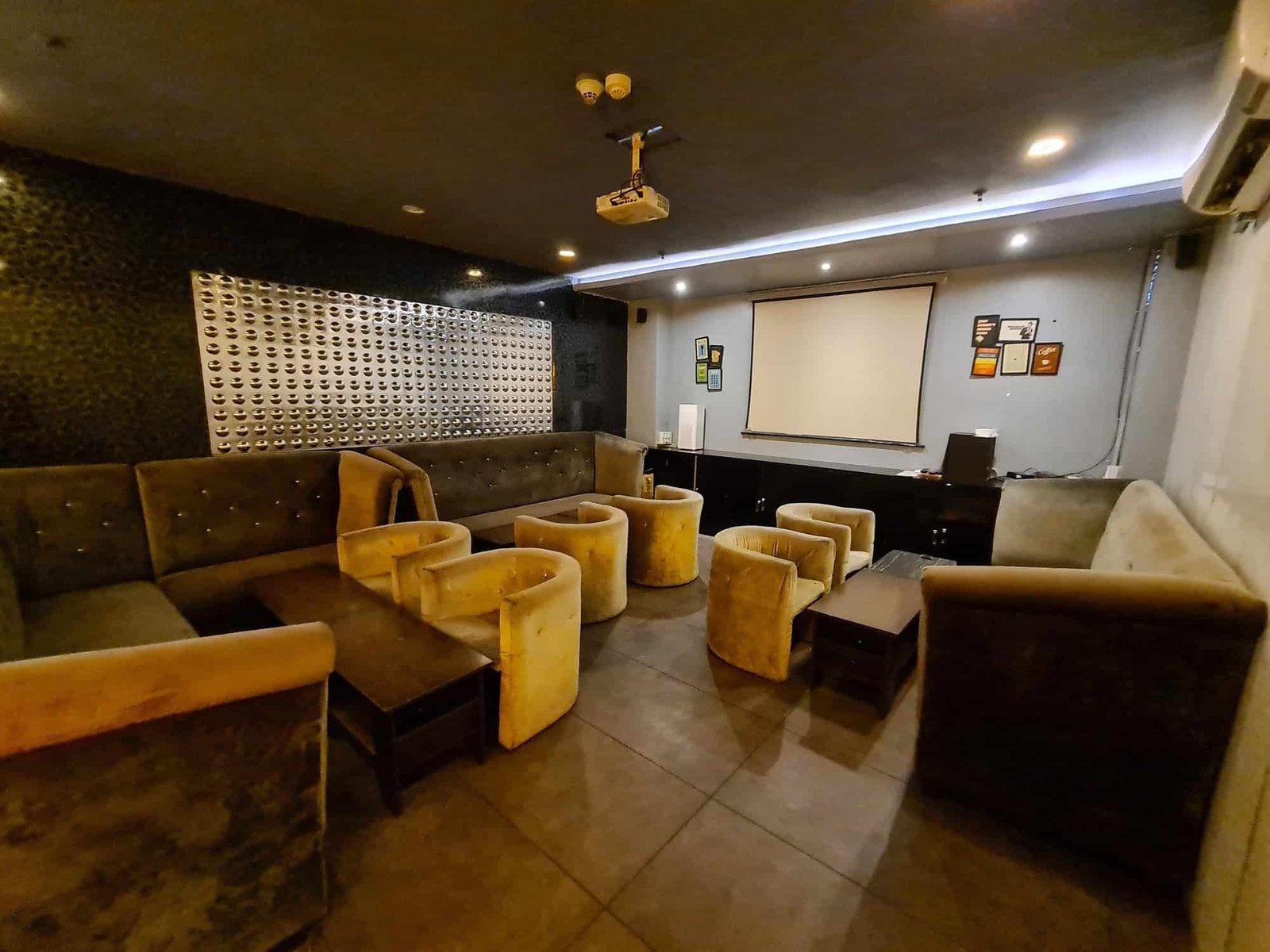 Caafe 360 Degree