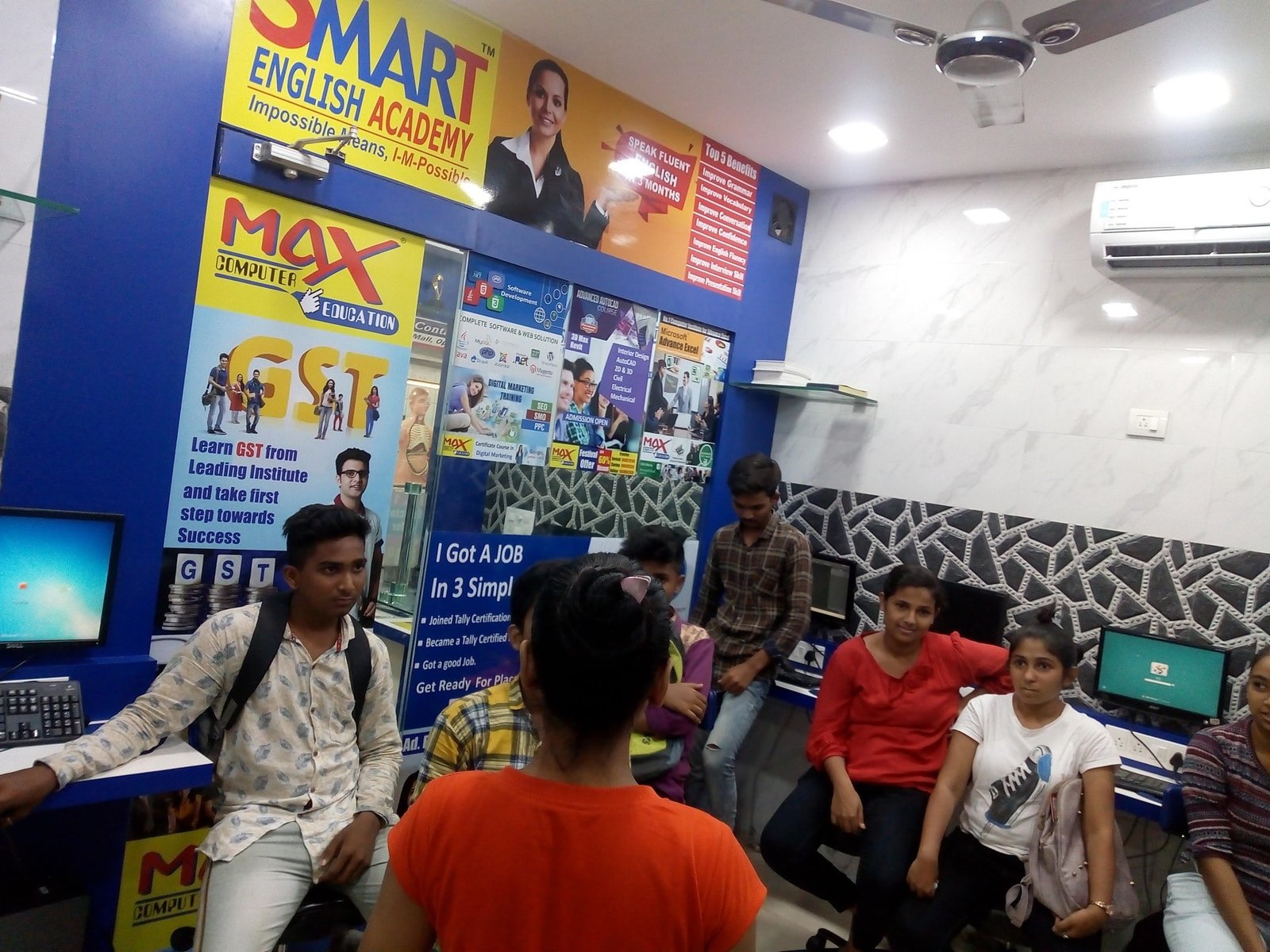 Max Computer Education