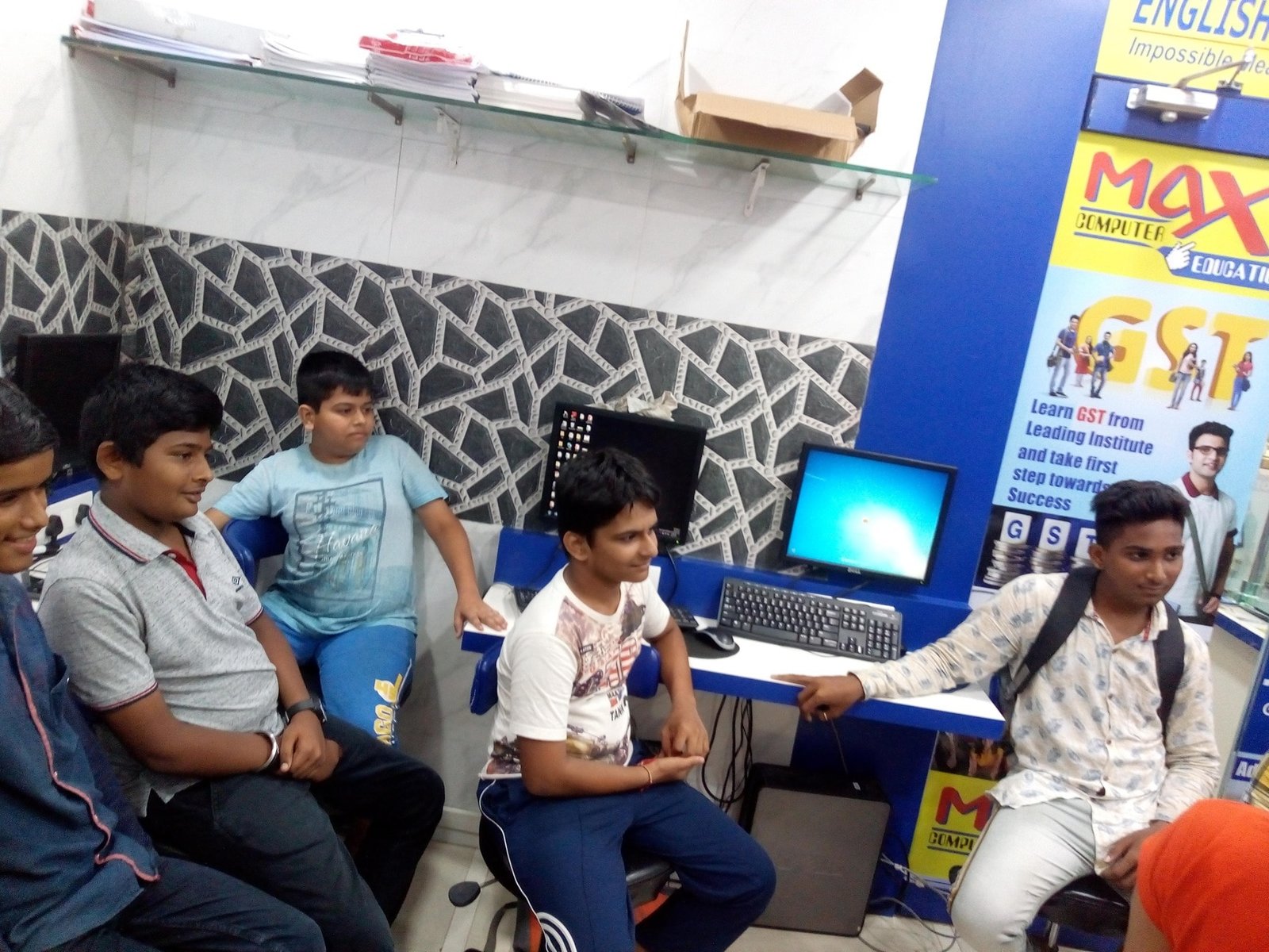 Max Computer Education