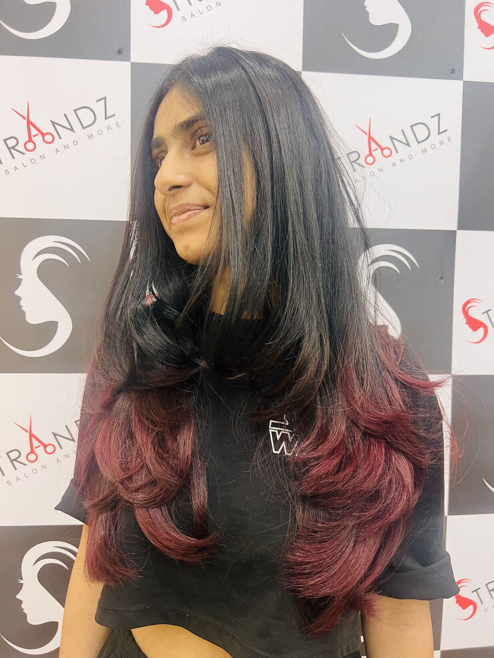 Strandz Salon & More