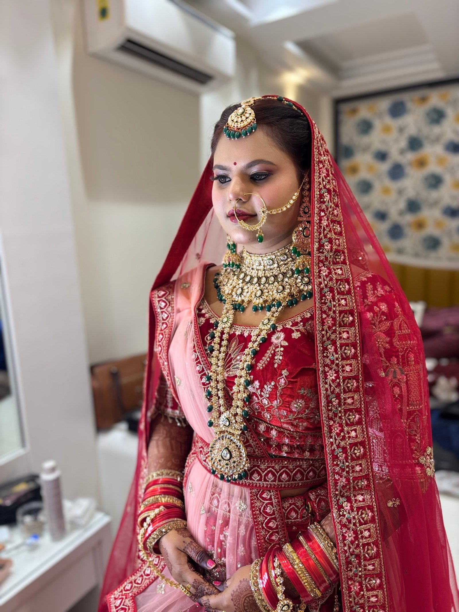 Yashvi Proffessional Makeover Artist